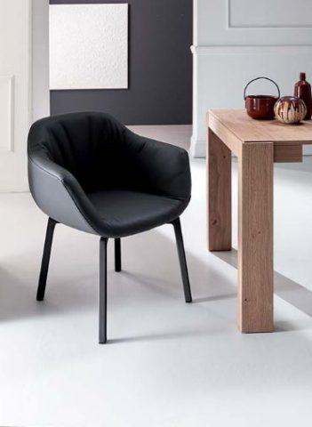 petits fauteuils design italien