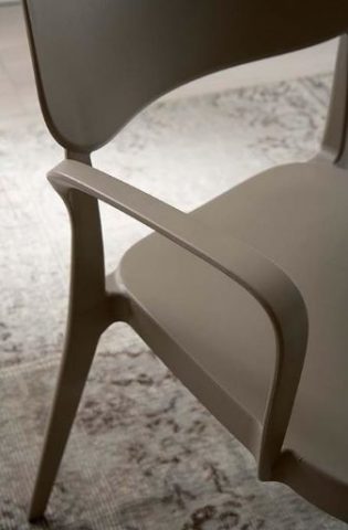 MIA OZZIO CHAISE