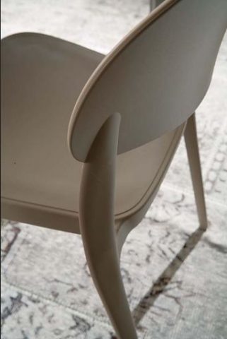 MIA OZZIO CHAISE