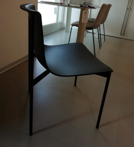mobili mariani ivrea